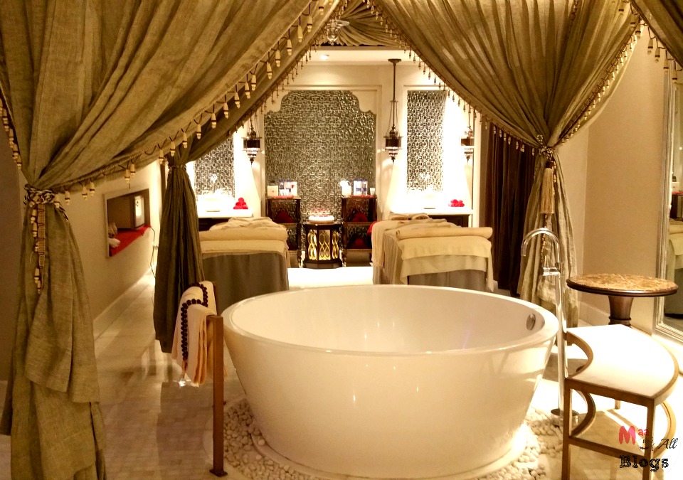 itc spa couples suite