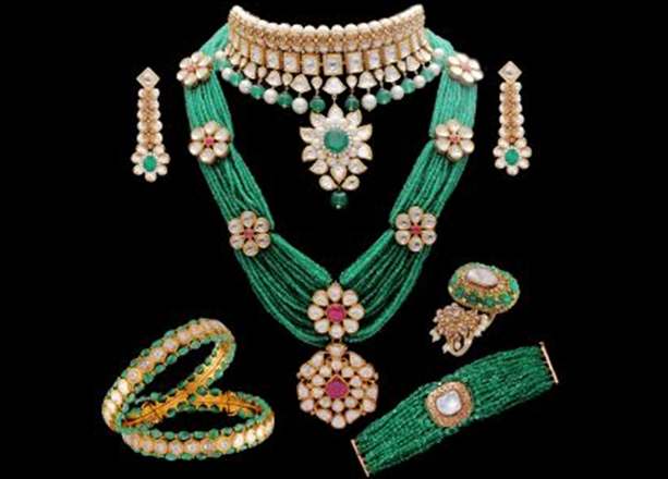 anmol-jewellers-coloured-gemstone-vivaha-jewellery