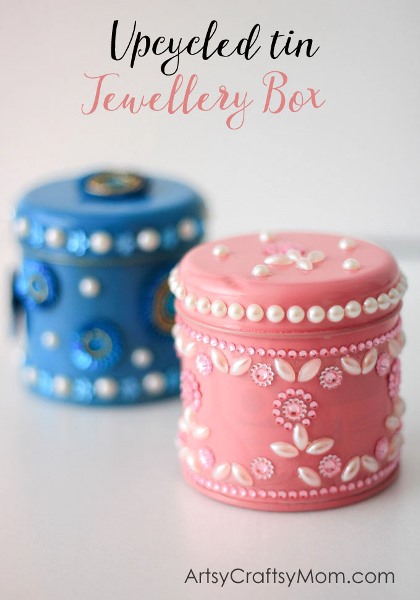 Here are some awesome Eco-Friendly Craft Ideas you can make by upcycling or recycling items you already have lying around the house!