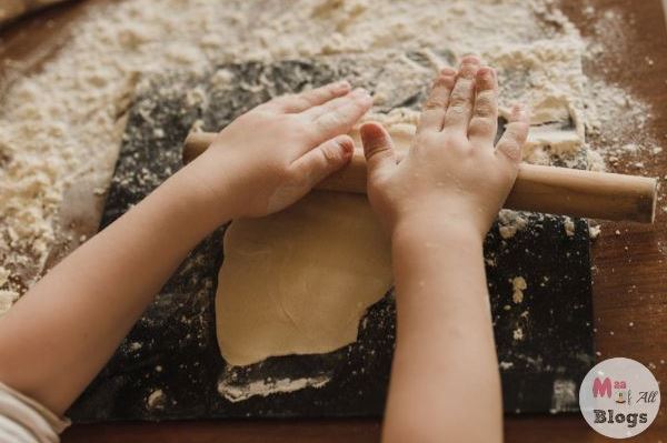 Keep your bouncy toddler engaged for a good while as they strengthen their fine motor skills with these easy, fun and low-cost activities!