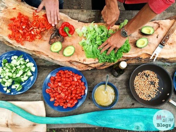 Here is a bunch of practical life hacks for Moms that are nothing short of genius! Simplify your life and make more time to enjoy with your family!