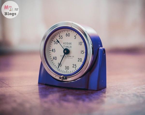 Here is a bunch of practical life hacks for Moms that are nothing short of genius! Simplify your life and make more time to enjoy with your family!
